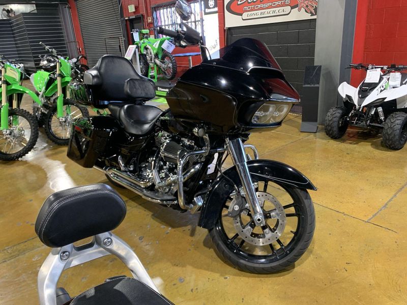Used 2015 Harley-Davidson ROAD GLIDE SPECIAL Image 2
