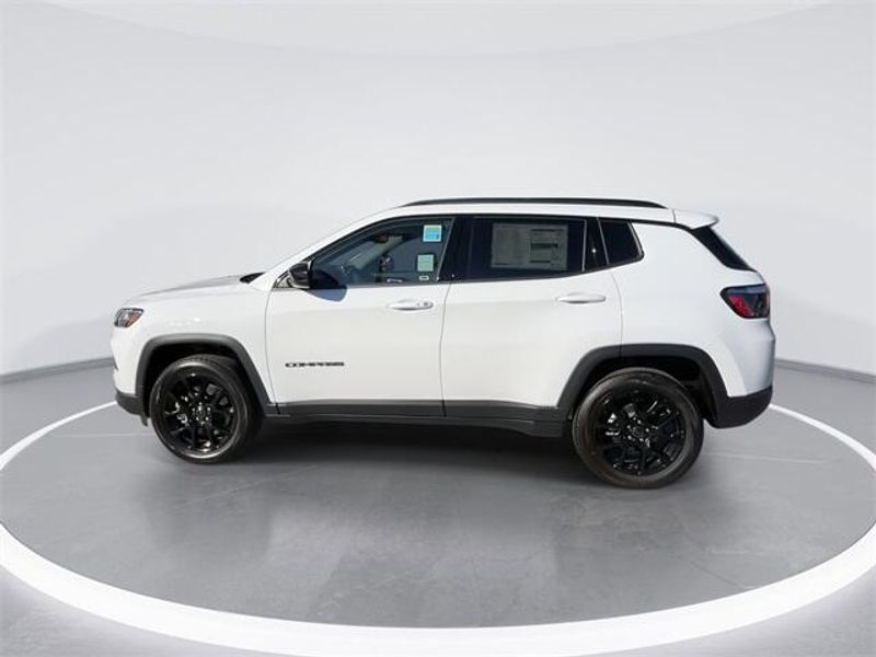 New 2026 Jeep Compass Latitude Altitude 4x4Image 5