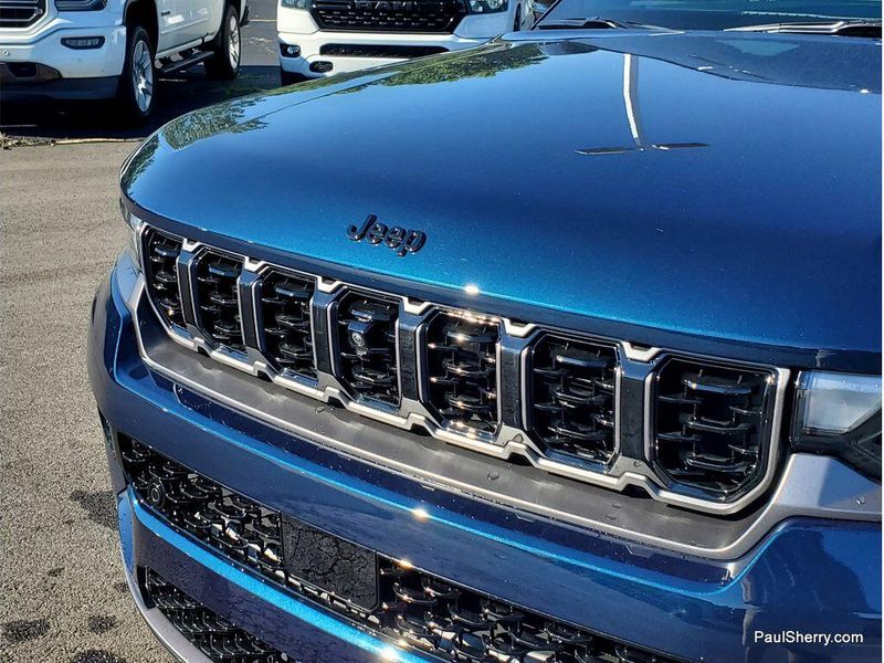 New 2026 Jeep Grand Cherokee Limited Reserve 4x4