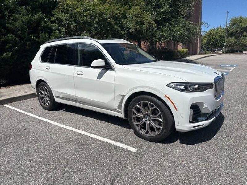 2022 BMW X7 xDrive40i