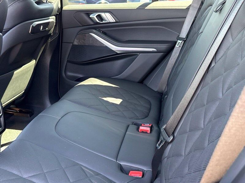 Used 2026 BMW X5 sDrive40iImage 32