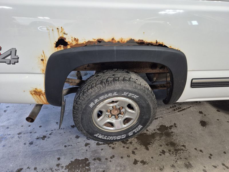 2000 Chevrolet Silverado 1500 Image 6
