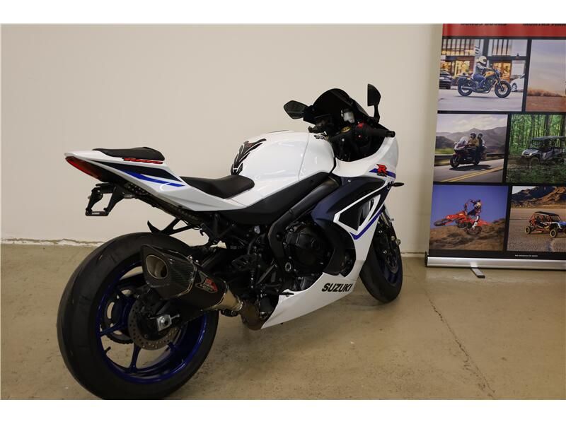 2023 Suzuki GSXR1000 Image 4