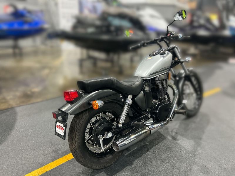 Used 2018 Suzuki S40 Image 12
