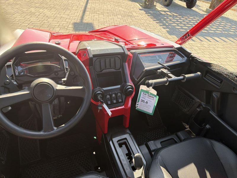 New 2026 Honda TALON1000R4 FOX LIVEVALVE Image 23