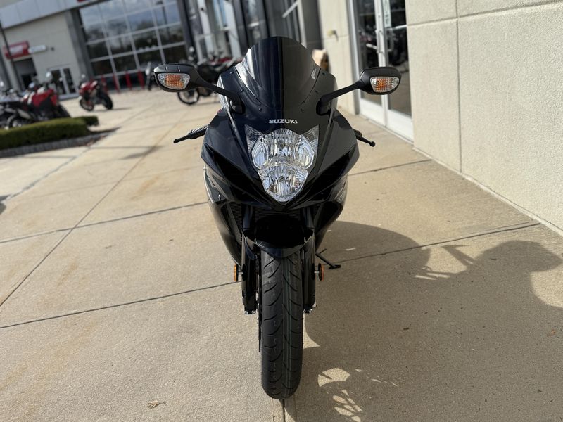 2025 Suzuki GSXR 600Image 5