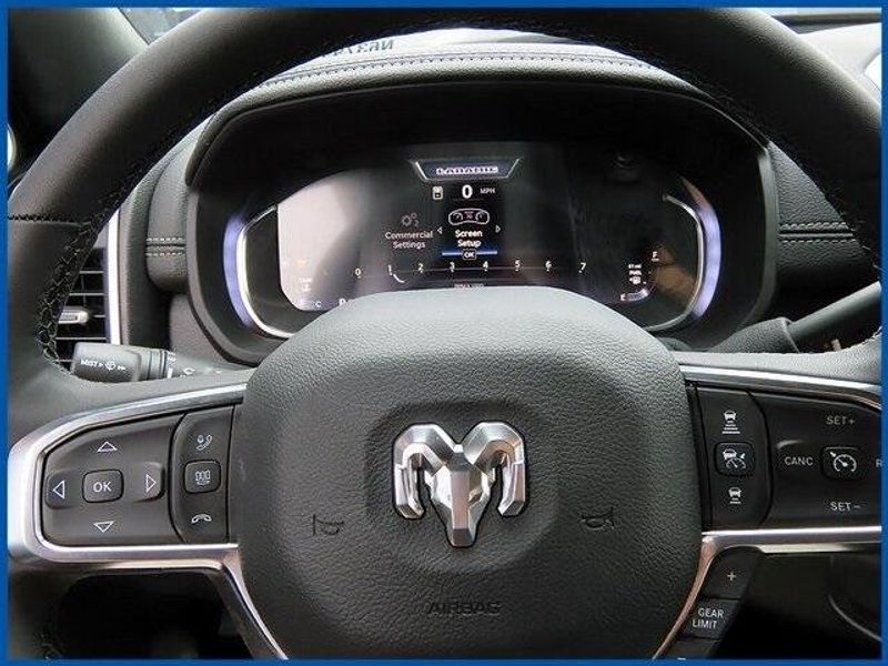 2025 RAM 2500 LaramieImage 16