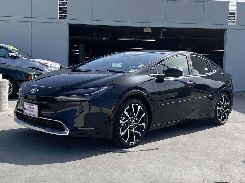 2024 Toyota Prius Prime XSEImage 8