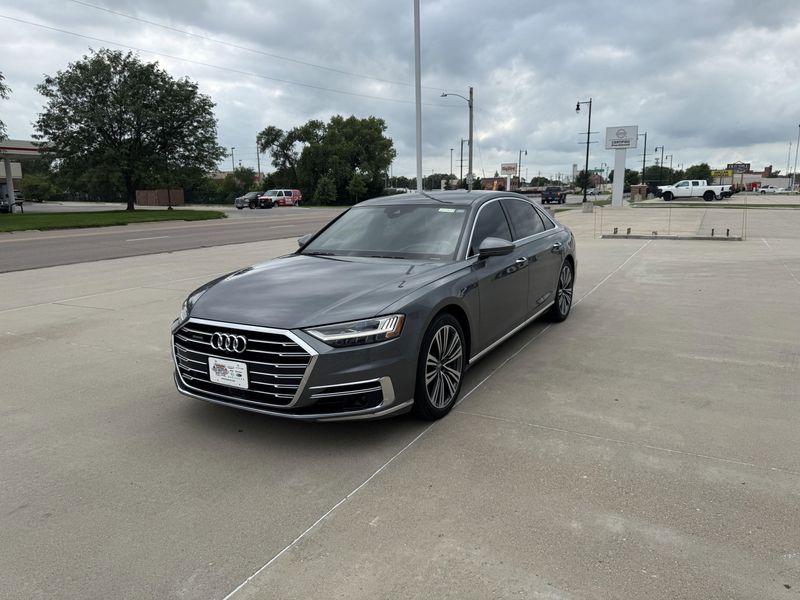 Used 2019 Audi A8 L Image 4