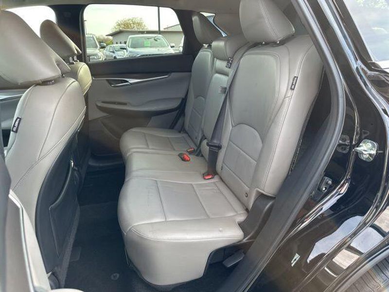 2023 INFINITI QX50 LuxeImage 20