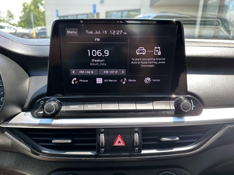 Used 2022 Kia Forte LXSImage 27
