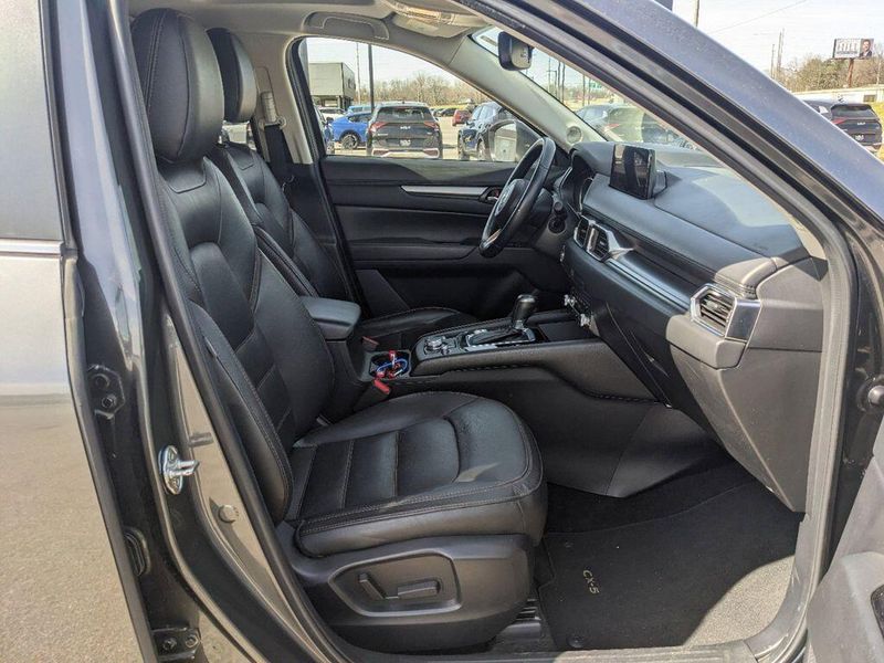 2023 Mazda CX-5 2.5 S Preferred PackageImage 12