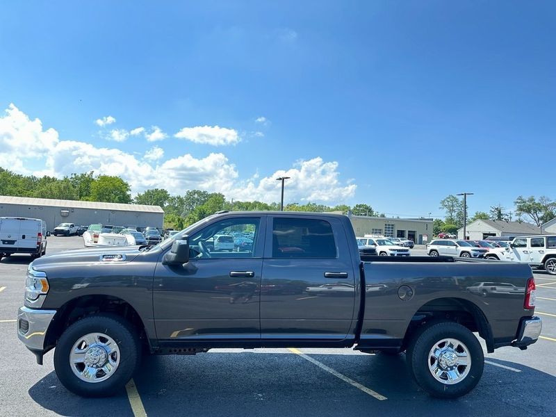 2024 RAM 2500 Tradesman Crew Cab 4x4 6