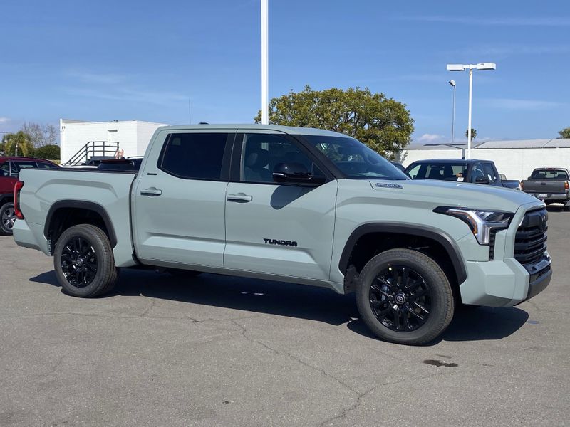 2025 Toyota Tundra Limited HybridImage 2