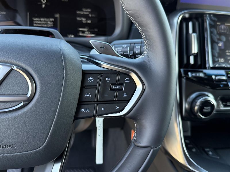 New 2026 Lexus LX 700h LuxuryImage 23