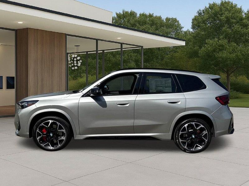 New 2027 BMW X1 M35iImage 13