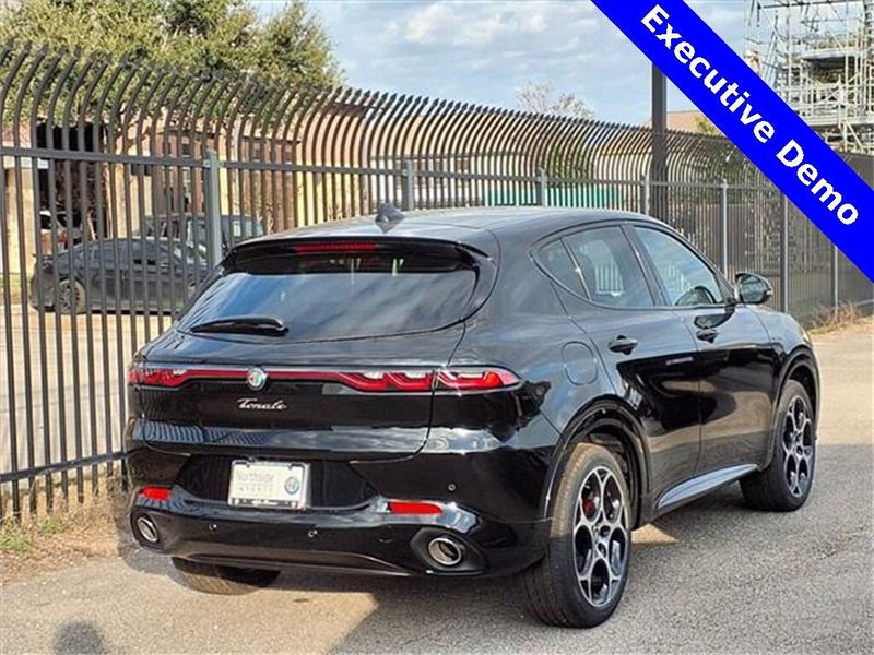 2025 Alfa Romeo Tonale Hybrid EawdImage 7