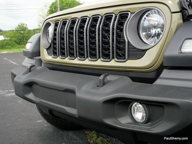 2025 Jeep Wrangler 2-door SportImage 13