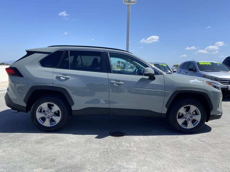 2023 Toyota RAV4 XLEImage 3