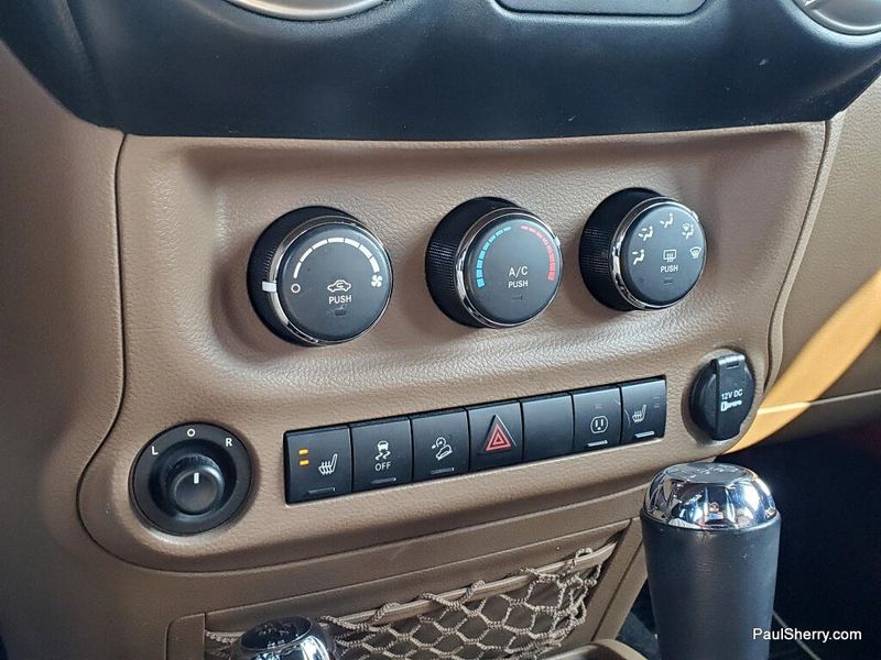 Used 2016 Jeep Wrangler Unlimited Sahara