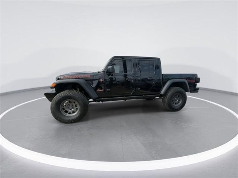 2022 Jeep Gladiator Mojave photo 2
