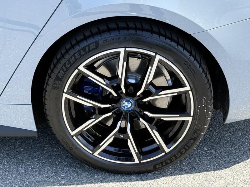 2024 BMW i4 M50Image 17