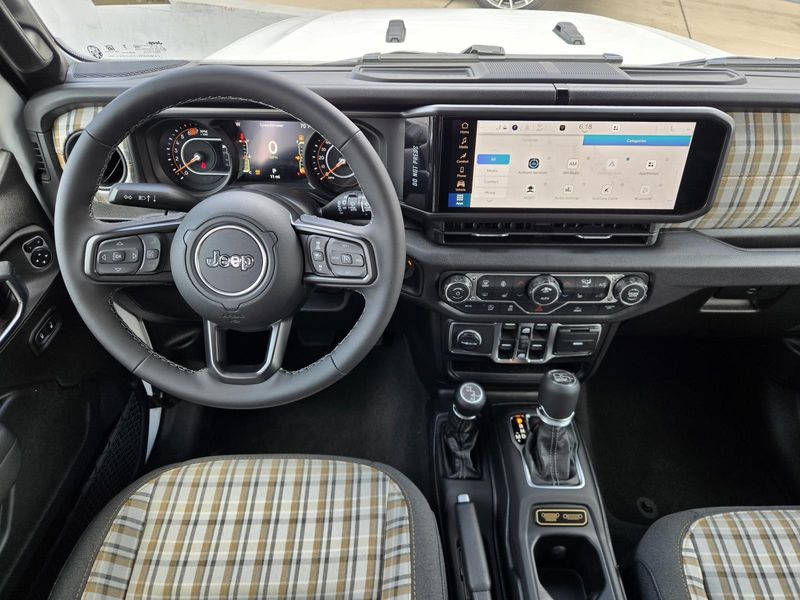 New 2026 Jeep Wrangler 4-door 85th Anniversary Edition