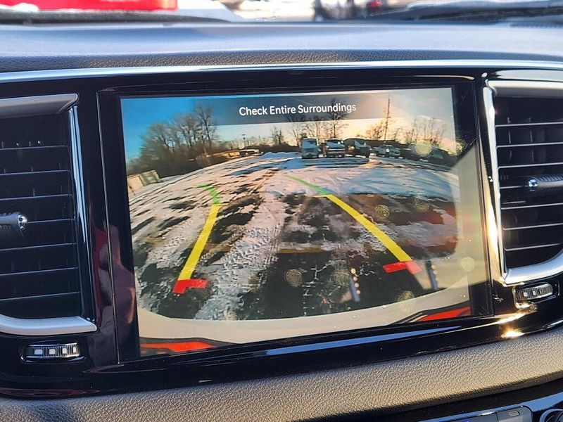 New 2026 Chrysler Voyager Lx