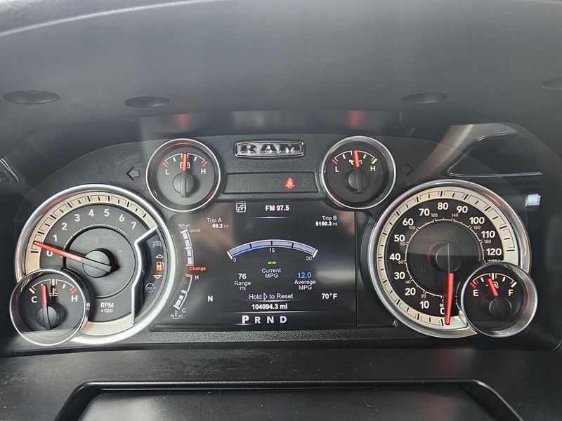 2017 RAM 1500 LaramieImage 15
