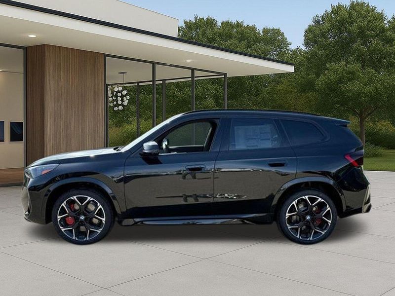 New 2026 BMW X1 M35iImage 13