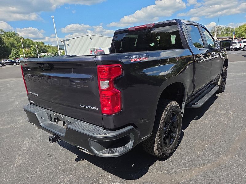 2024 Chevrolet Silverado 1500 Custom Trail Boss photo 3