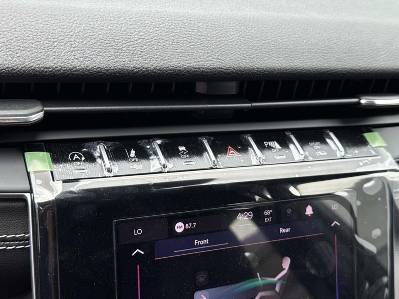 New 2026 Jeep Grand Cherokee L Laredo 4x2