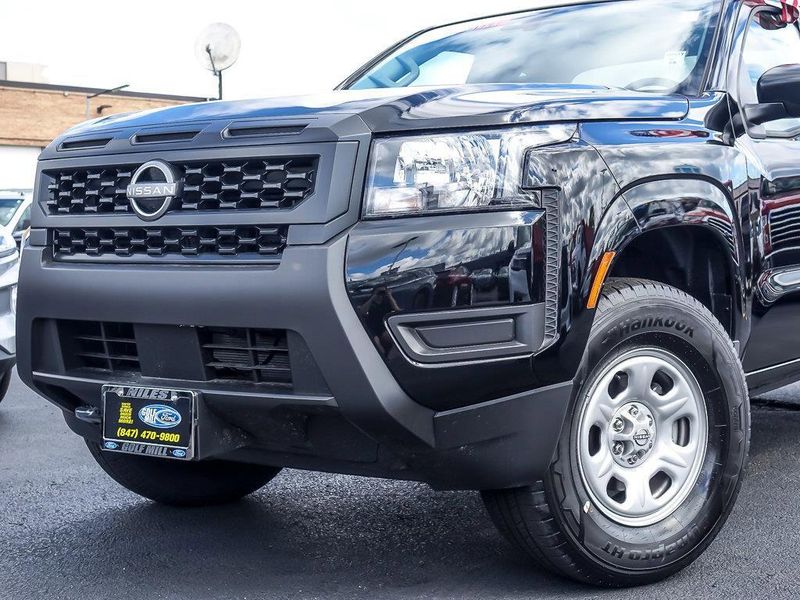 2025 Nissan Frontier King Cab S photo 2