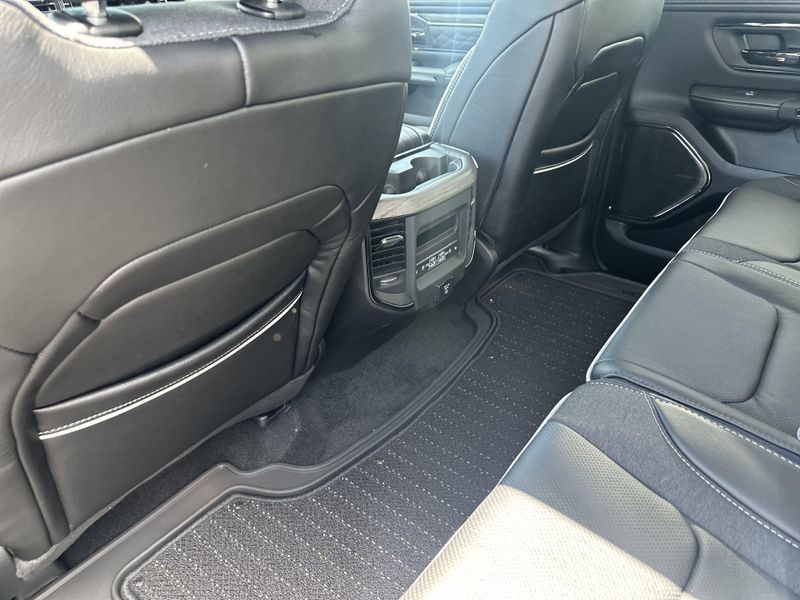 2025 RAM 1500 Limited Crew Cab 4x4 5