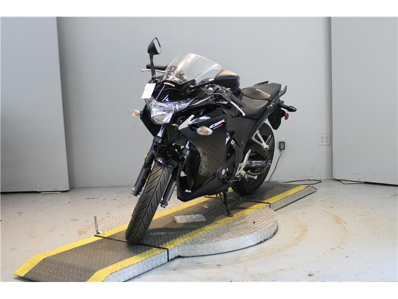 Used 2013 Honda CBR250R ABS Image 8
