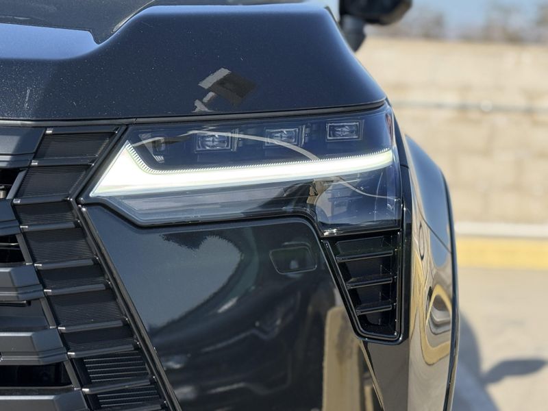 2025 Lexus GX Image 8
