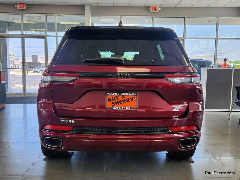 New 2025 Jeep Grand Cherokee Summit Reserve 4x4Image 10