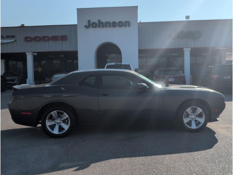 Used 2023 Dodge Challenger SXTImage 6