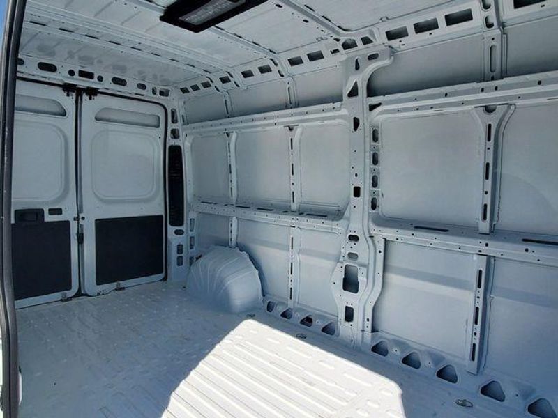 New 2024 RAM ProMaster Cargo Van High Roof
