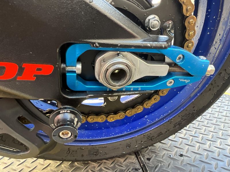 2018 Suzuki GSX-R1000R CAImage 14