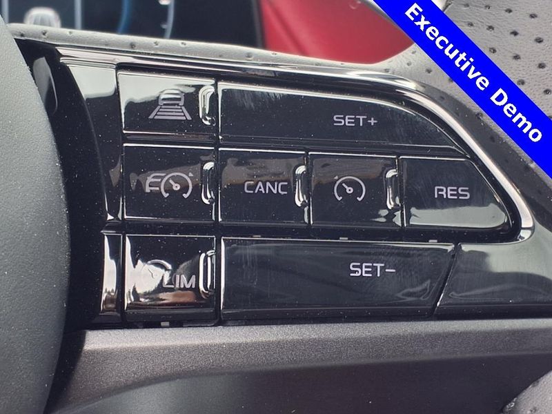 New 2025 Maserati Grecale ModenaImage 19