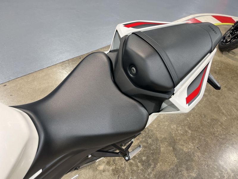 New 2026 Yamaha YZF-R3 ABS CA 70TH ANNIVERSARY EDITION Image 14