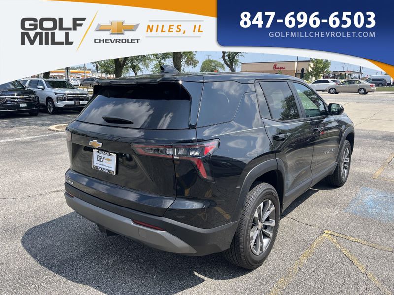 2026 Chevrolet Equinox LT photo 3