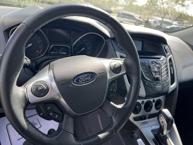 Used 2013 Ford Focus SEImage 18