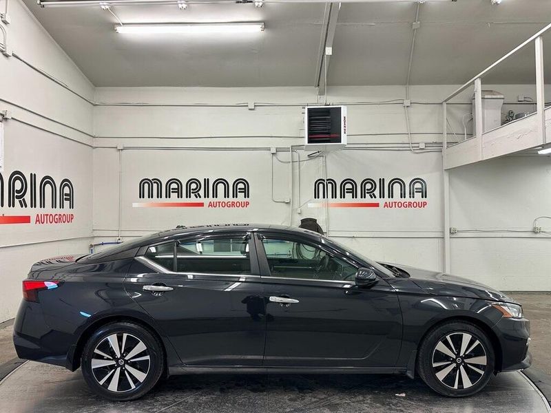 2021 Nissan Altima 2.5 SVImage 8