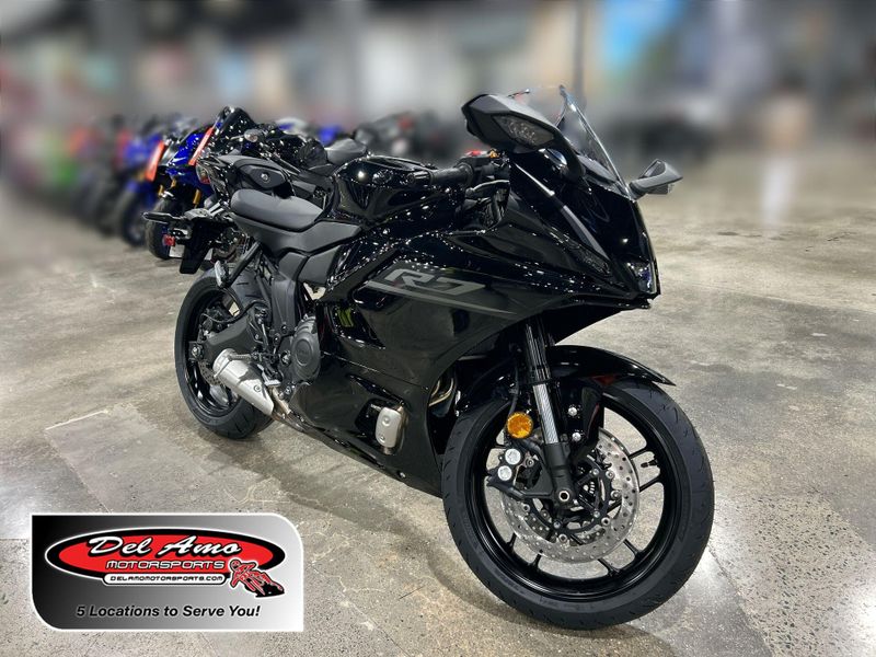 New 2026 Yamaha YZF-R7 Image 1