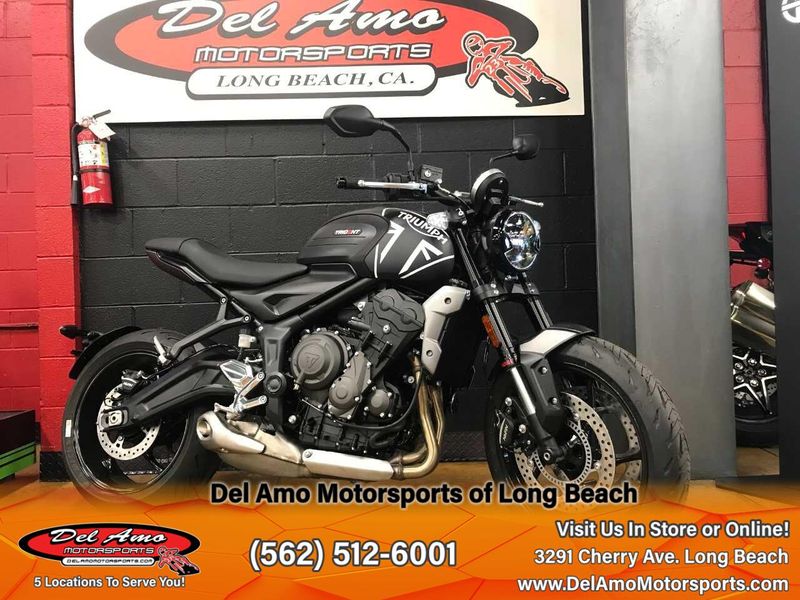 2024 Triumph TRIDENT 660  in a MATTE JET BLACK/MATTE SILVER ICE exterior color. Del Amo Motorsports of Long Beach (562) 362-3160 delamomotorsports.com 