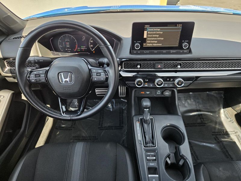 Used 2023 Honda Civic Hatchback Sport CVT