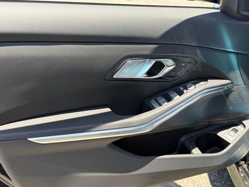 New 2026 BMW 3 Series 330iImage 15