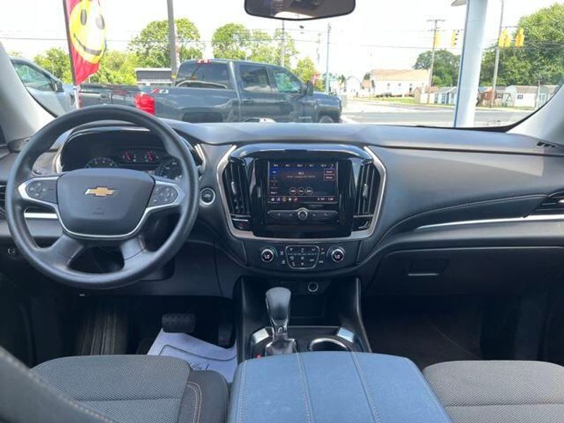 2021 Chevrolet Traverse LS